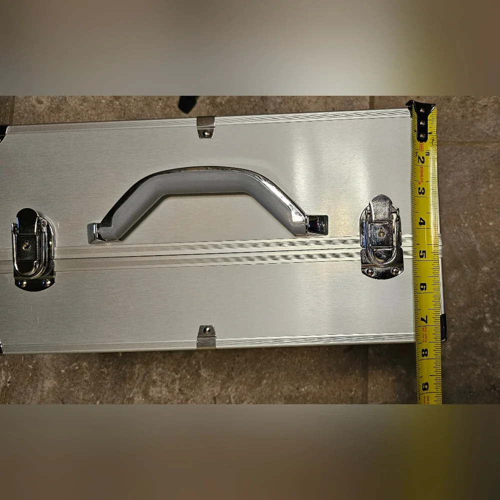[Arbonne] Metal Makeup Case/Organizer